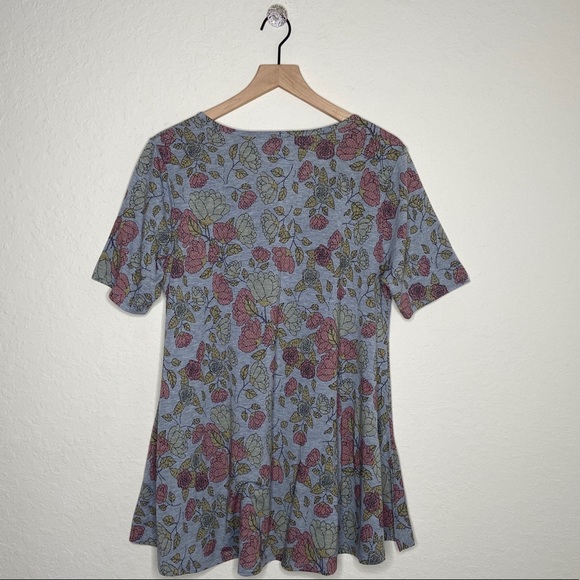 LuLaRoe Perfect T Gray Floral Rose Tee - Picture 2 of 8